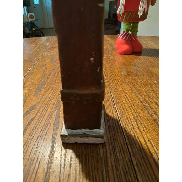Heartland Holiday Santa Figurine Resin Carved Wood Look Farmhouse Shelf Decor - Picture 6 of 11